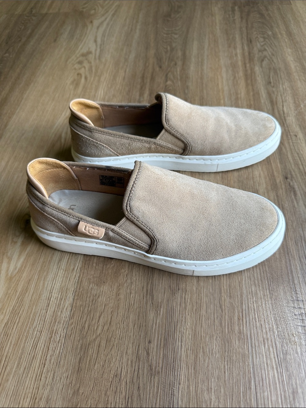 UGG women’s Slip-On Suede Loafers in Beige - Picture 2 of 6